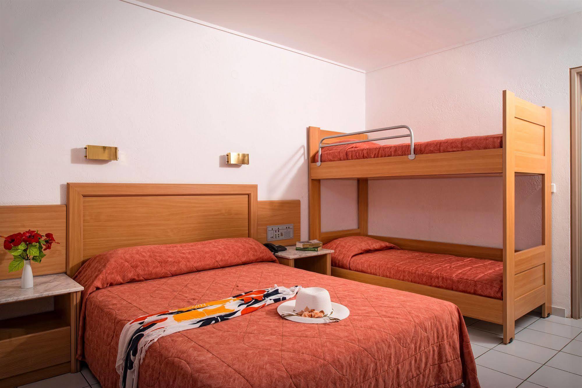 Aks Minoa Palace (Adults Only) 卡特罗斯 外观 照片